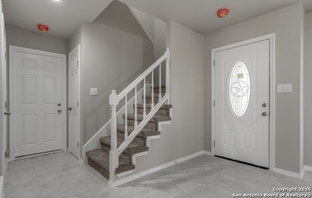 Image 2 of 25 For 6066 Whispering Lake