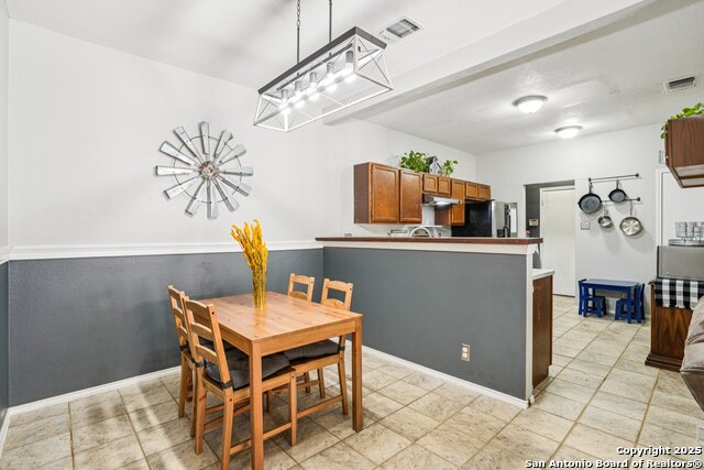 Image 11 of 45 For 5882 Spring Green