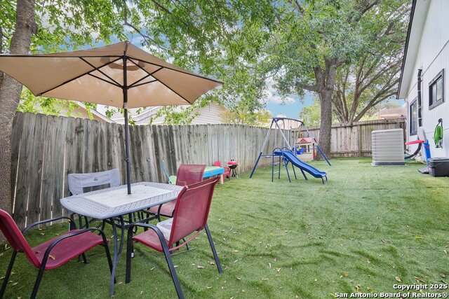 Image 41 of 45 For 5882 Spring Green