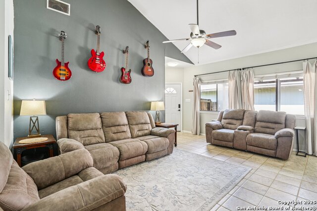 Image 9 of 45 For 5882 Spring Green
