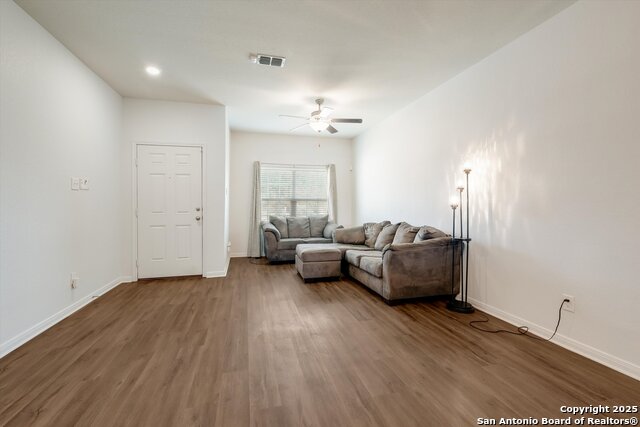 Image 4 of 30 For 15237 Snug Harbor