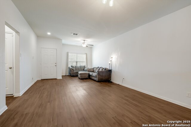 Image 6 of 30 For 15237 Snug Harbor