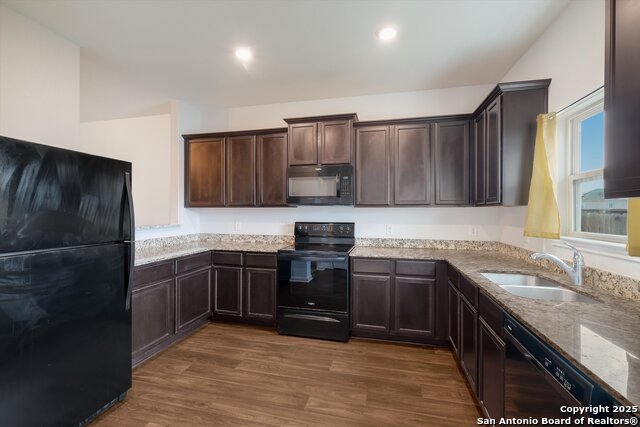 Image 8 of 30 For 15237 Snug Harbor