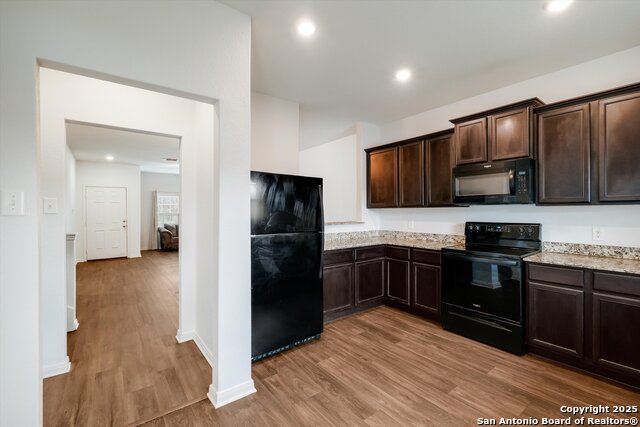 Image 9 of 30 For 15237 Snug Harbor