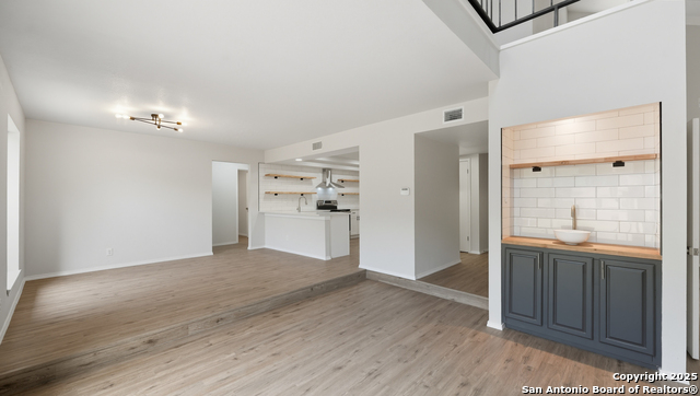 Image 12 of 36 For 1738 Mountjoy