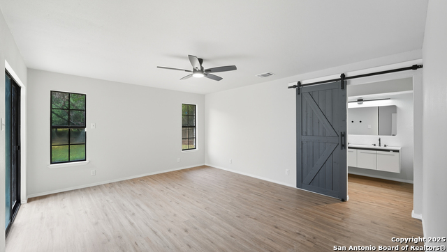 Image 18 of 36 For 1738 Mountjoy