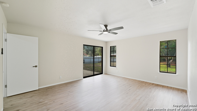 Image 19 of 36 For 1738 Mountjoy