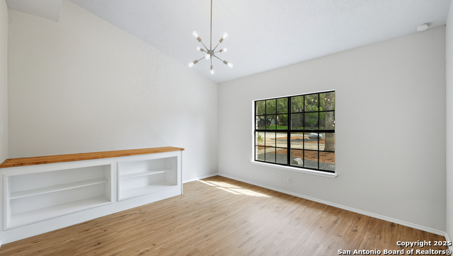 Image 28 of 36 For 1738 Mountjoy