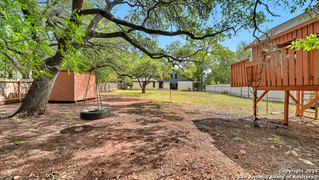 Image 32 of 36 For 1738 Mountjoy