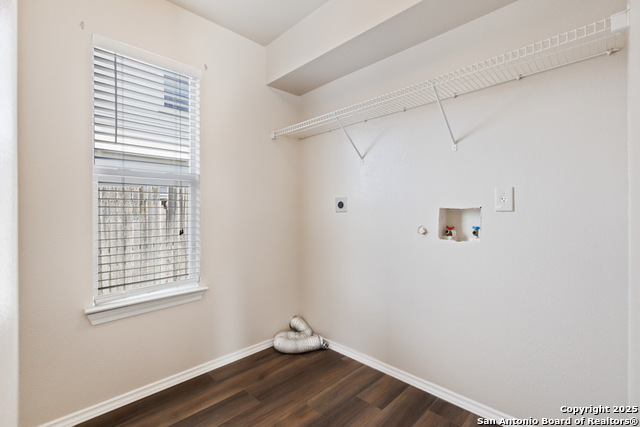 Image 13 of 25 For 8968 Scarlet Creek