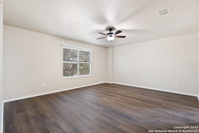 Image 16 of 25 For 8968 Scarlet Creek