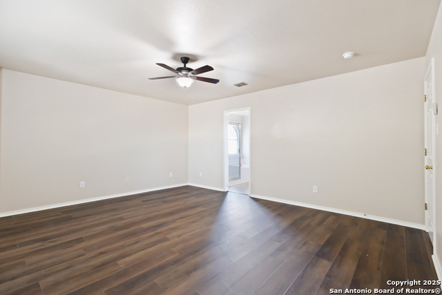 Image 17 of 25 For 8968 Scarlet Creek