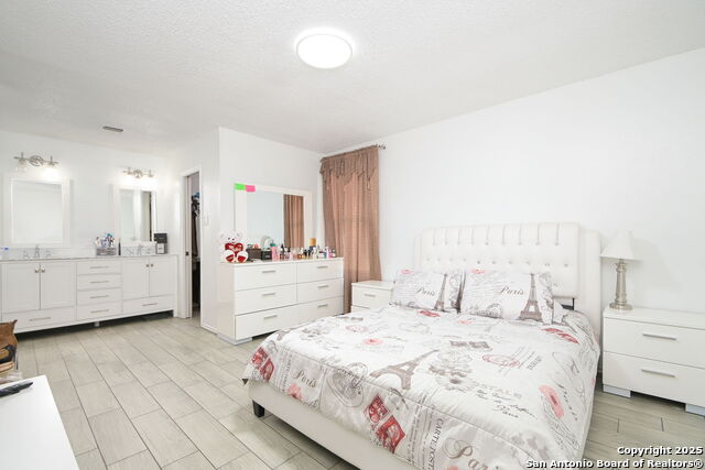 Image 12 of 24 For 1911 Hillingway