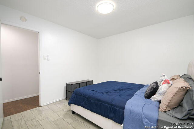 Image 16 of 24 For 1911 Hillingway