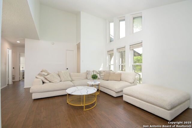 Image 4 of 24 For 1911 Hillingway