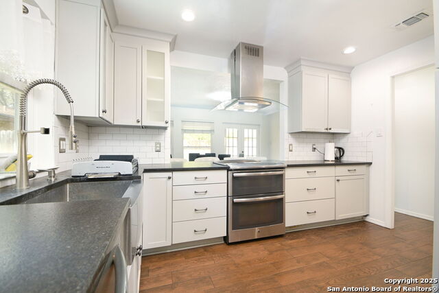 Image 9 of 24 For 1911 Hillingway