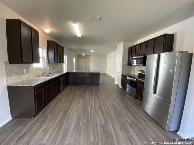 Image 7 of 33 For 10822 Randolph Way