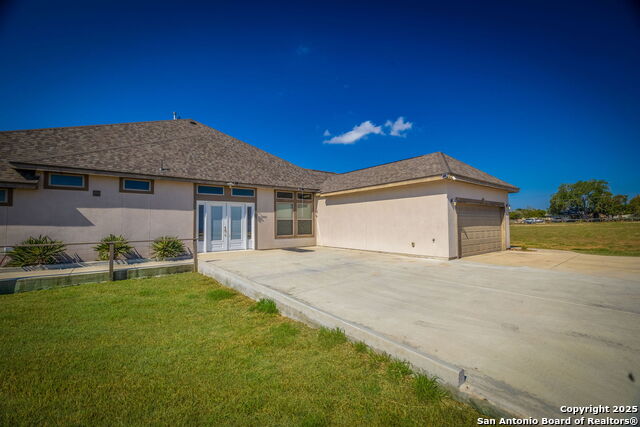 Listing photo id 27 for 212 Ferryboat Lane