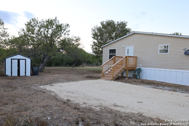 Image 24 of 28 For 620 East Trail