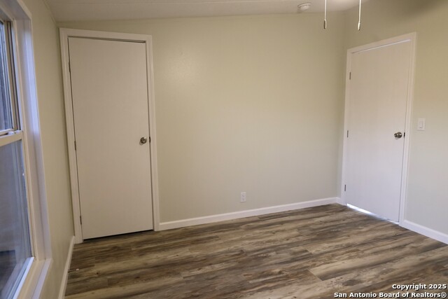 Image 5 of 28 For 620 East Trail