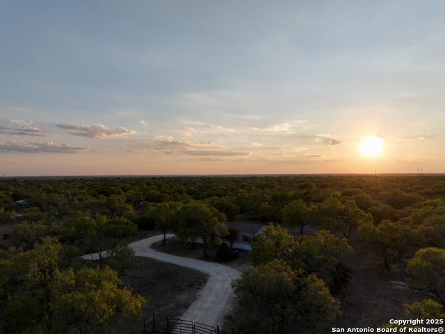 Image 7 of 28 For 620 East Trail