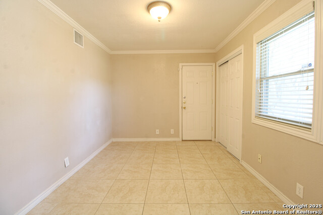 Listing photo id 8 for 14302 Indian Woods