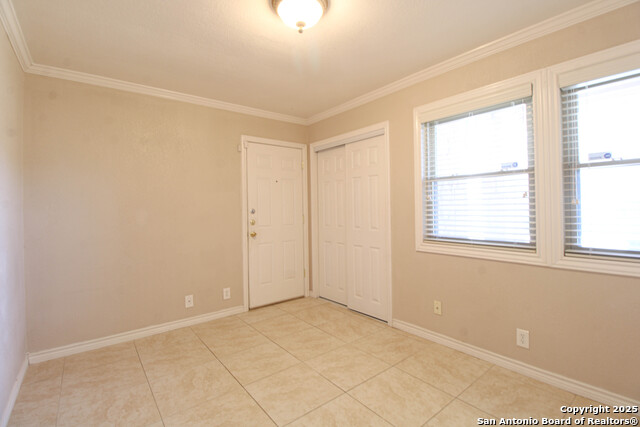 Listing photo id 9 for 14302 Indian Woods