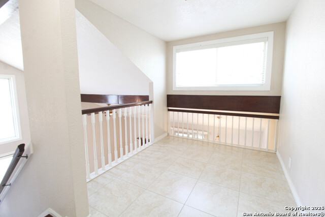 Listing photo id 13 for 14302 Indian Woods