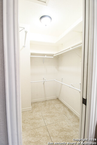 Listing photo id 19 for 14302 Indian Woods