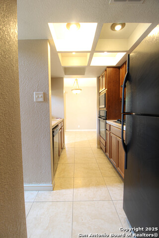 Listing photo id 6 for 14302 Indian Woods