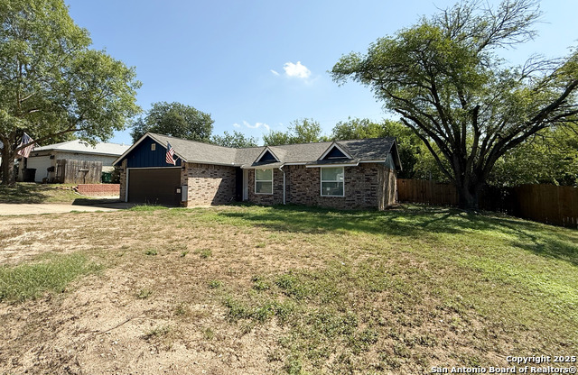 Listing photo id 0 for 11442 Woollcott