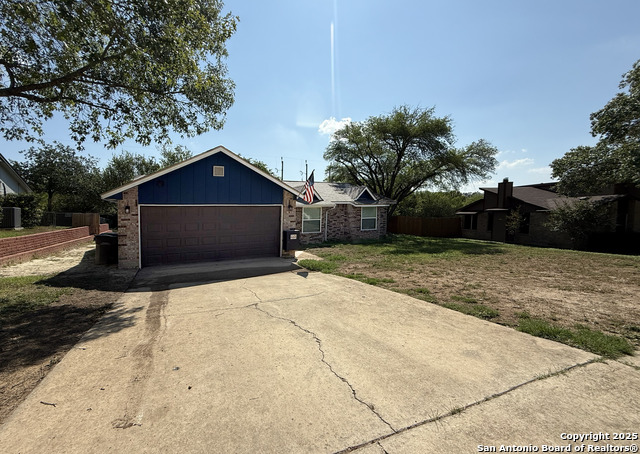 Listing photo id 27 for 11442 Woollcott