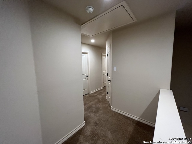 Listing photo id 11 for 6511 Marcel Way 103