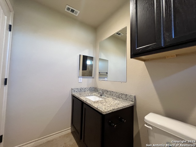Listing photo id 17 for 6511 Marcel Way 103