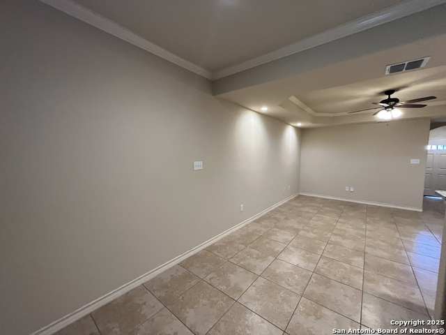 Listing photo id 7 for 6511 Marcel Way 103