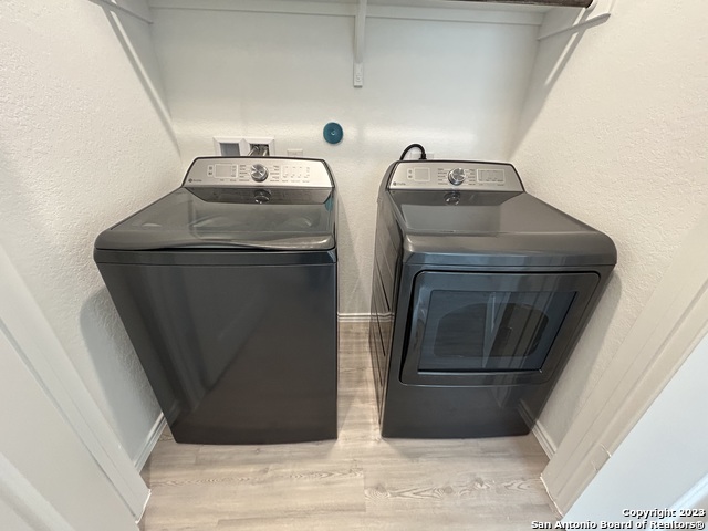 Image 14 of 25 For 4116 Cove Falls