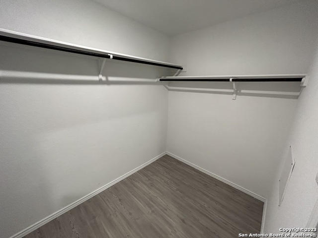 Image 19 of 25 For 4116 Cove Falls