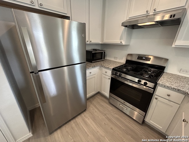 Image 7 of 25 For 4116 Cove Falls