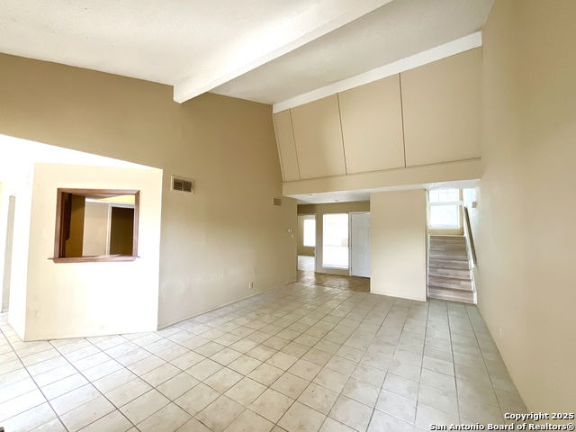 Image 14 of 30 For 8036 Winsford