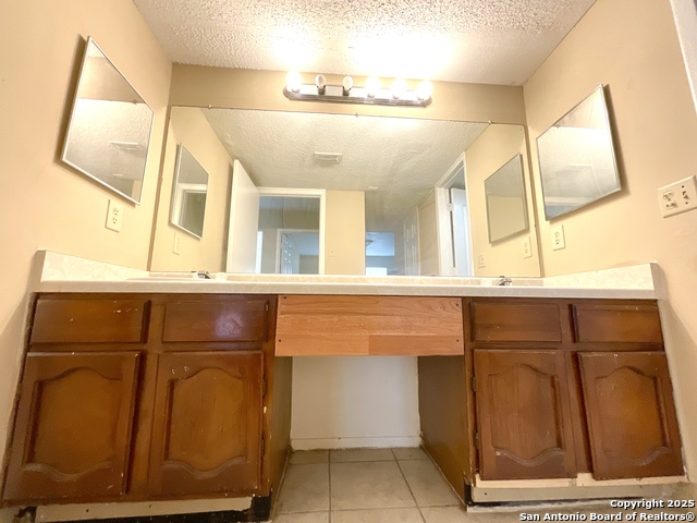 Image 2 of 30 For 8036 Winsford