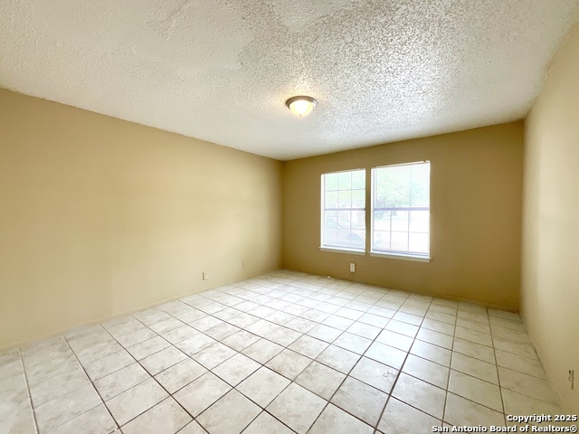 Image 21 of 30 For 8036 Winsford