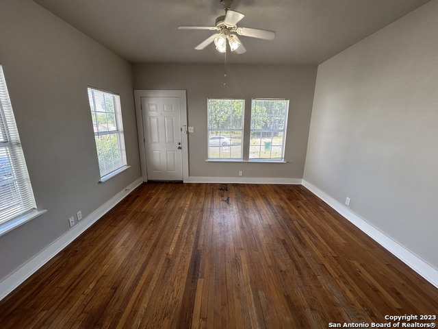 Image 4 of 14 For 1504 Schley