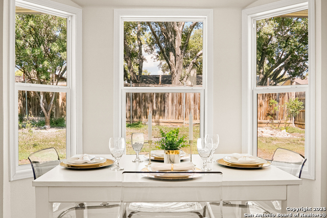 Image 10 of 24 For 2919 Abercorn Dr