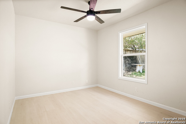 Image 18 of 24 For 2919 Abercorn Dr