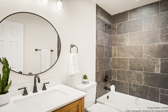 Image 19 of 24 For 2919 Abercorn Dr