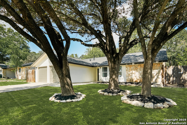 Image 2 of 24 For 2919 Abercorn Dr