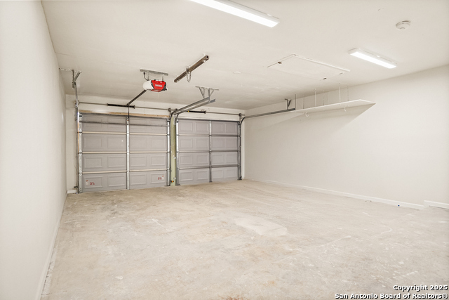 Image 20 of 24 For 2919 Abercorn Dr