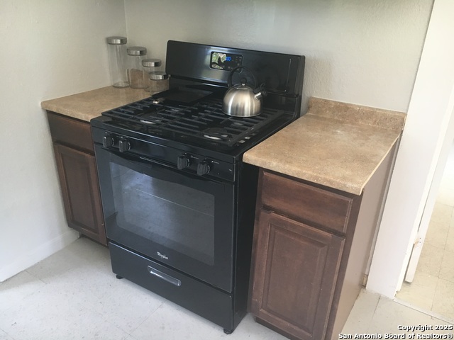 Image 12 of 23 For 122 Belmont