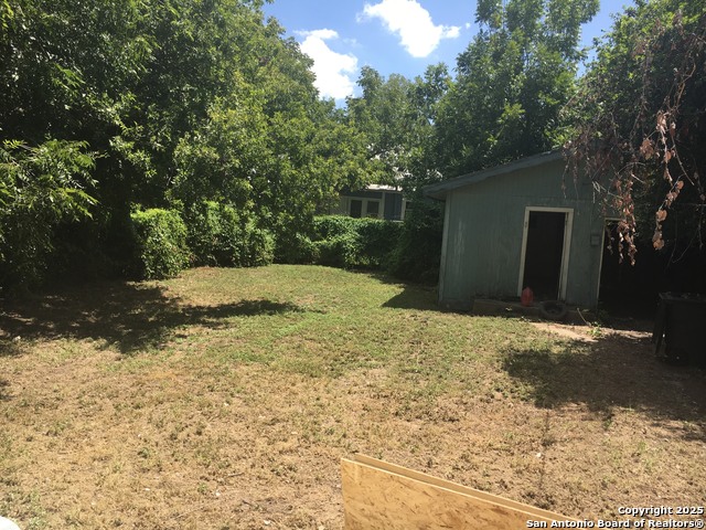 Image 9 of 23 For 122 Belmont