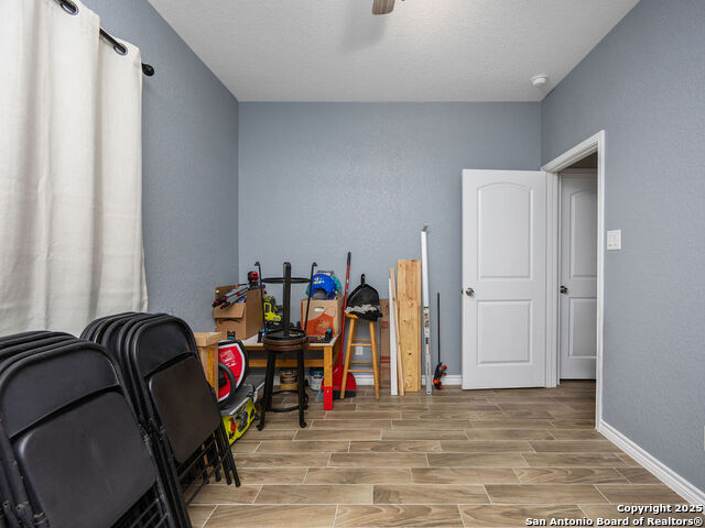 Image 11 of 27 For 1019 Clovis Pl